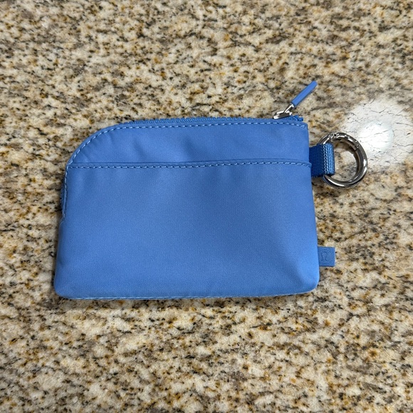 Clippable Card Pouch - Picture 2 of 4
